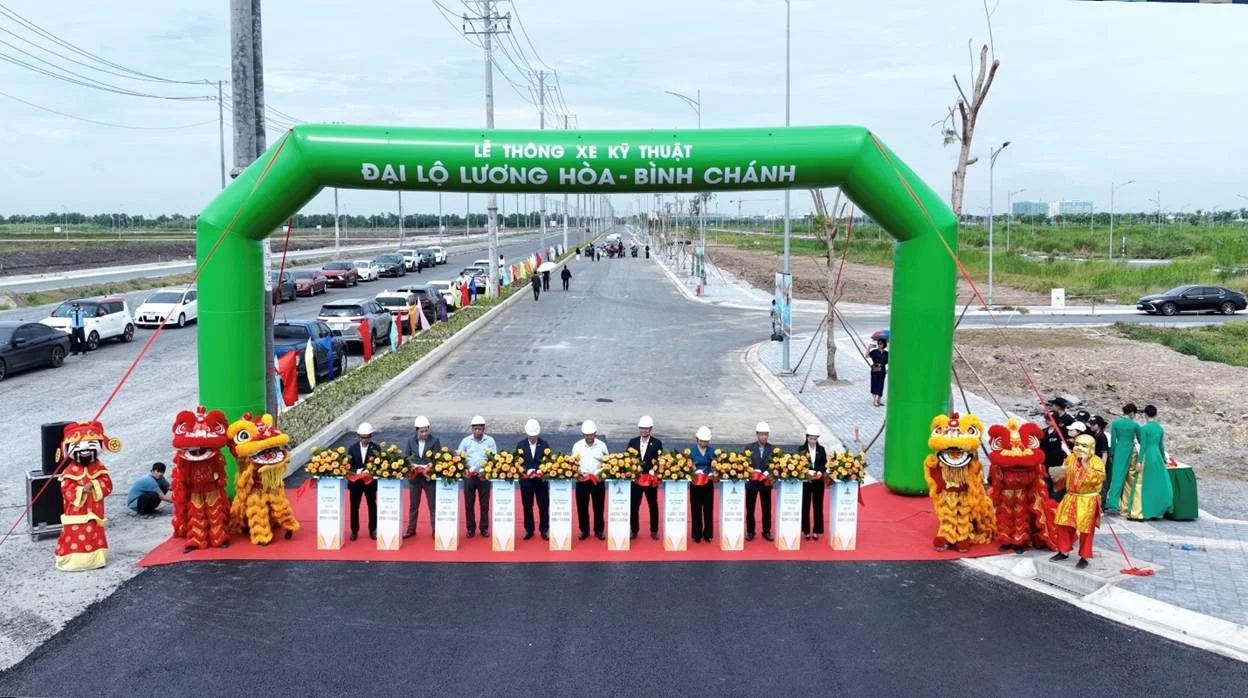 Lễ thông xe kỹ thuật Đại lộ Lương Hòa – Bình Chánh